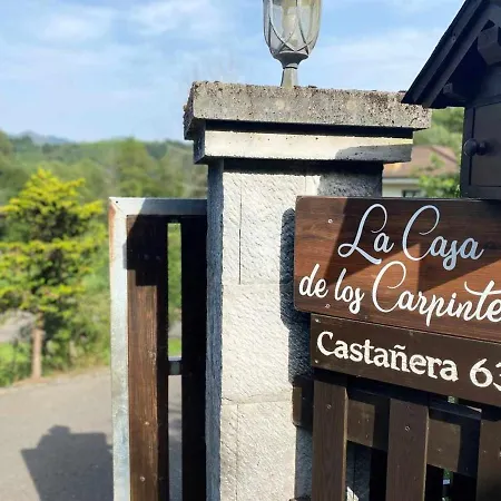Casa De Carpinteros