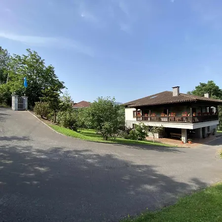 Casa De Carpinteros Chalet Arriondas