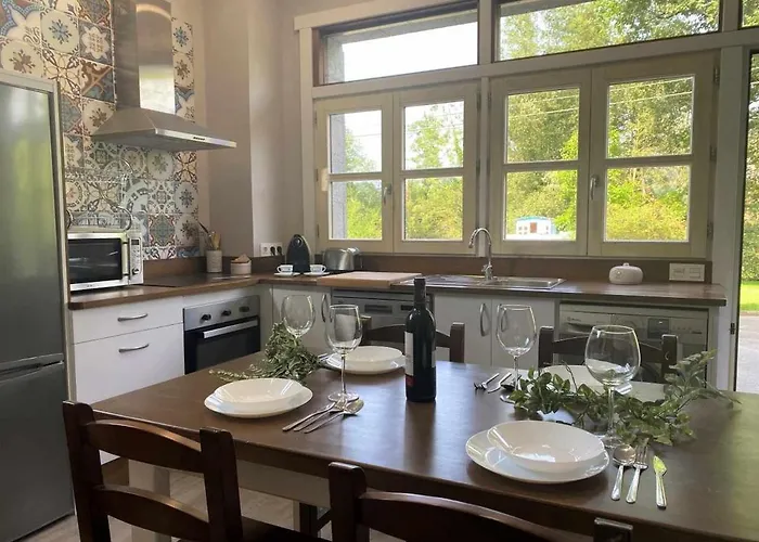 Casa De Carpinteros At-1366-as